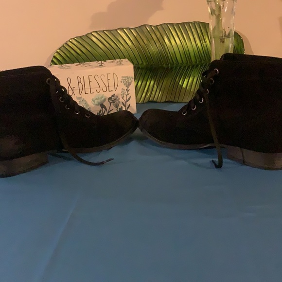 Zigi girl black booties Sz 8, Sz 9, and Sz 9.5 - Picture 7 of 10